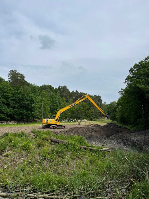 Kopanie stawów, kopanie zbiorników, koparka z długim ramieniem