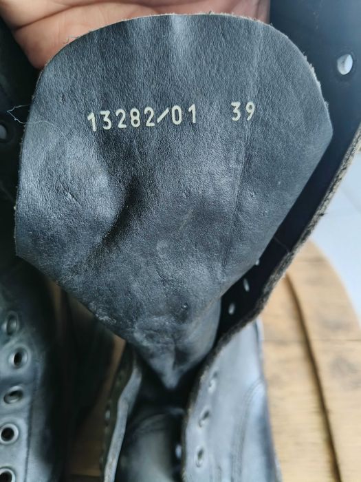 Botas militares originais em pele