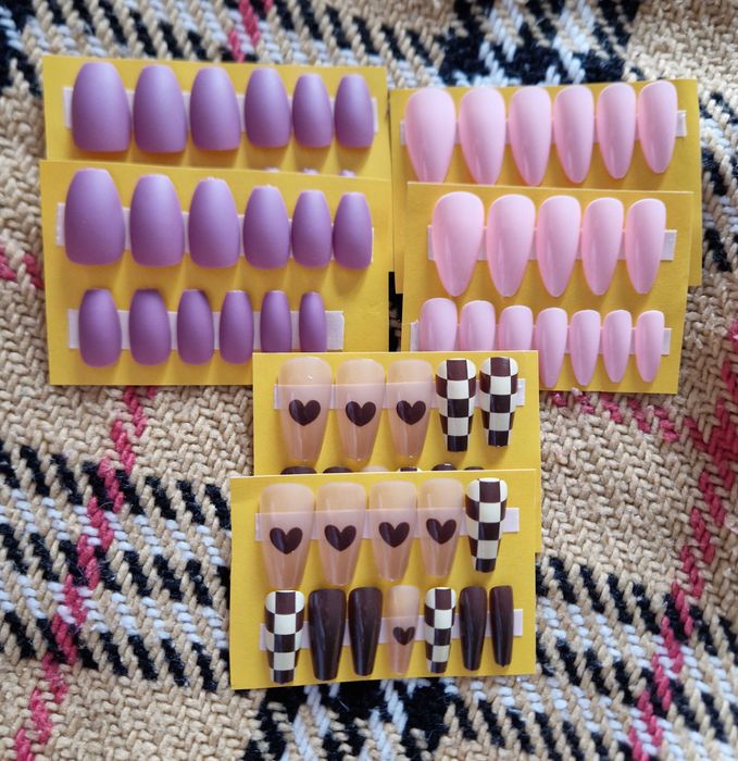 Unhas Postiças Press-On lisas ou estampadas pré-pintadas