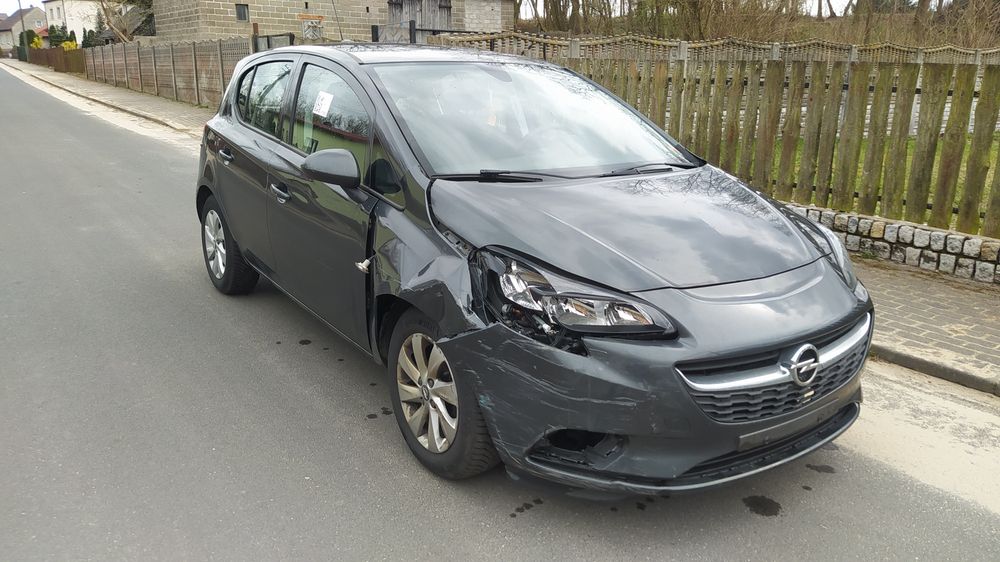 Opel Corsa E 09.2018, 1.4 90KM