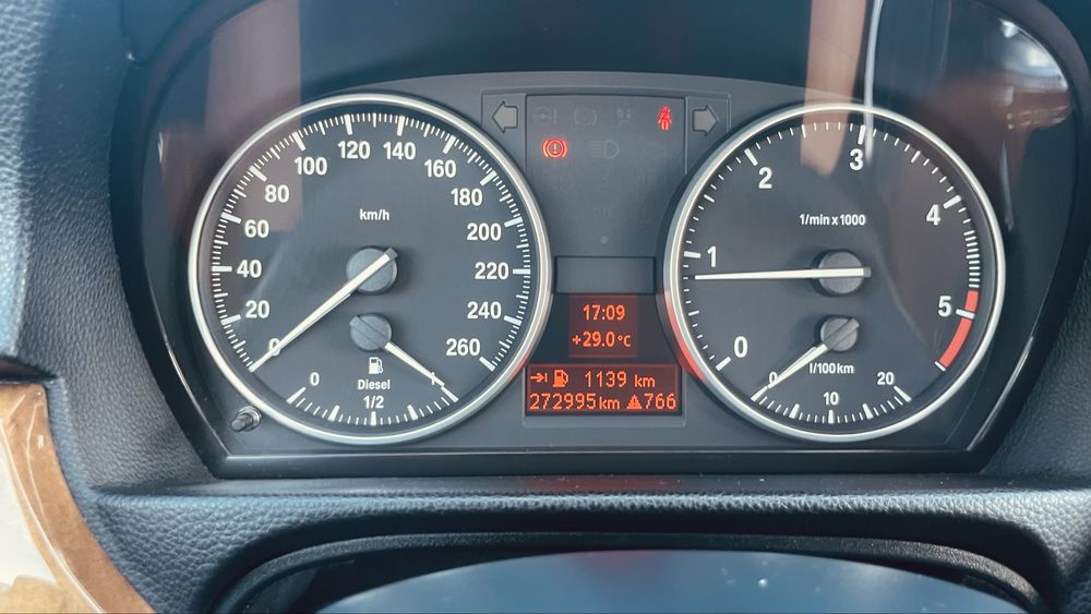 BMW 318d 2007  E90— Excelente Estado de Conservação