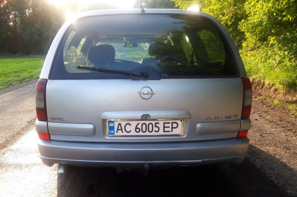 Опель Омега 2.5 TDI  2900S