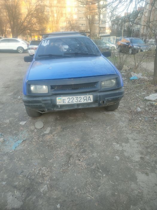 Продам Форд сиерра 1.8.