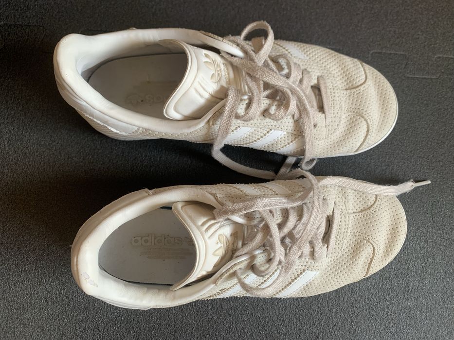 Adidas Gazelle Bege - mulher