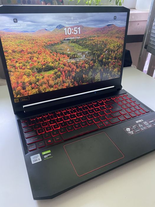 Laptop Acer nitro 5 OPIS