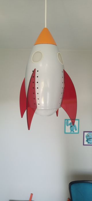 Lampa wisząca rakieta