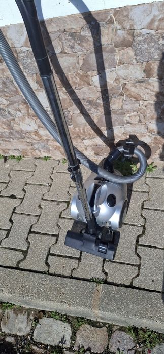 Aspirador de po com saco