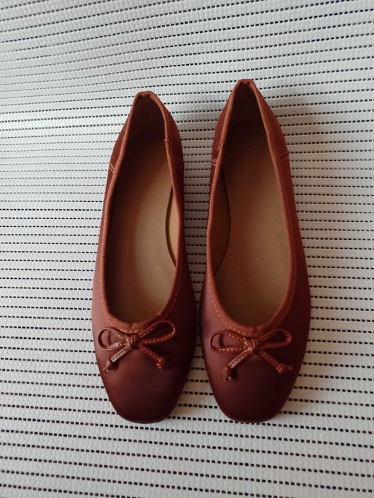 (40) ASOS/ Brązowe baleriny biznesowe z Londynu, NOWE