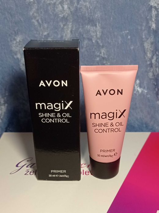 Baza pod makijaż Avon