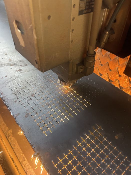 Лазерная резка услуги лазерной резки и гибки