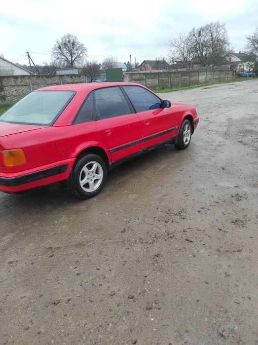 Продам Ауді 100 С4