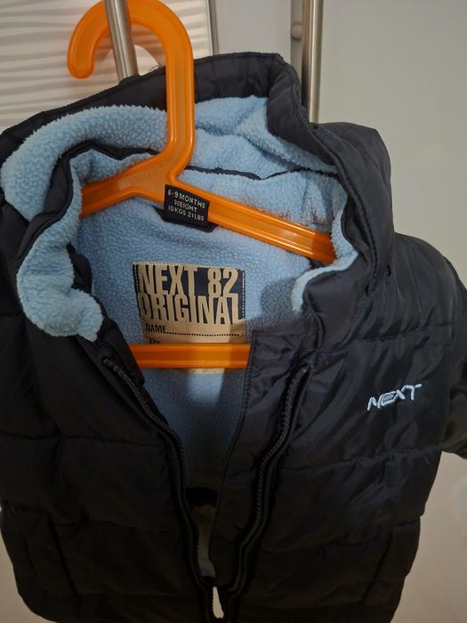 Kurtka zimowa chłopięca granatowa kurteczka NEXT r.74/80 na 6/9 mscy