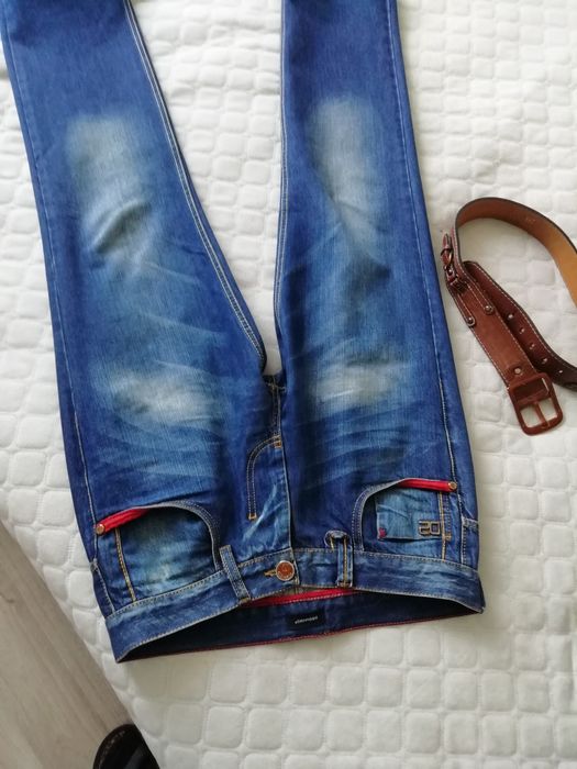 Оригінальні чоловічі джинси DSQUARED