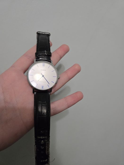 Наручний годинник Casio MTP-VT01L-7B1UDF Сріблястий з

чорним