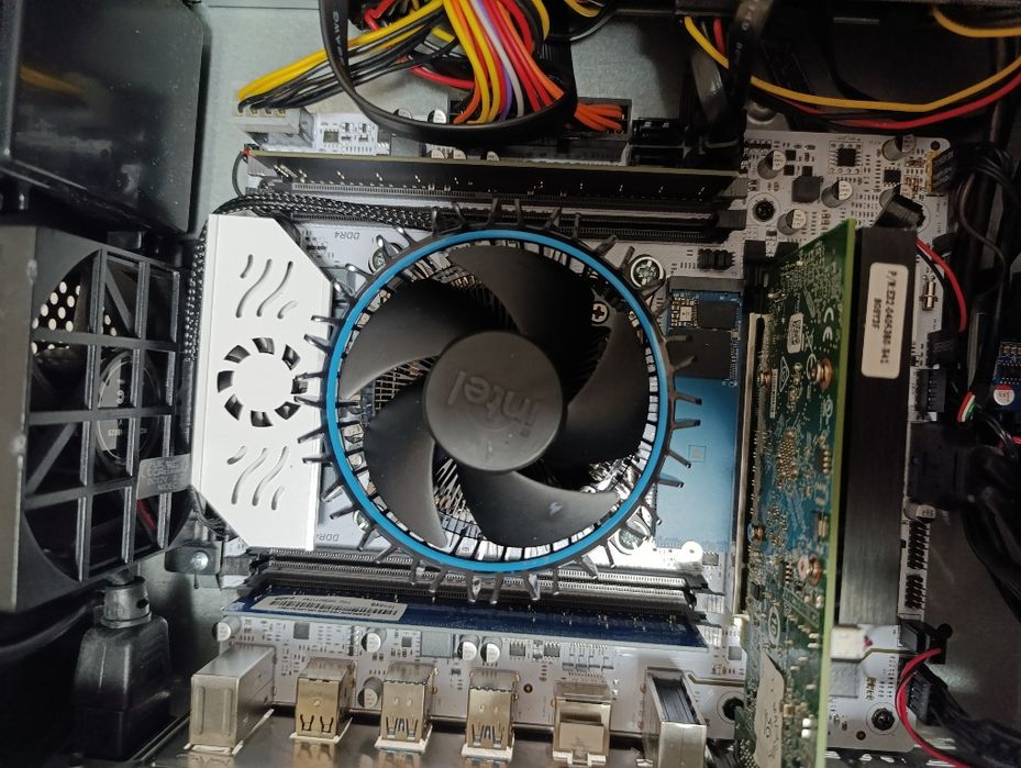 Комп'ютер  XEON 2680 E5 14/28ядер DDR432Gb