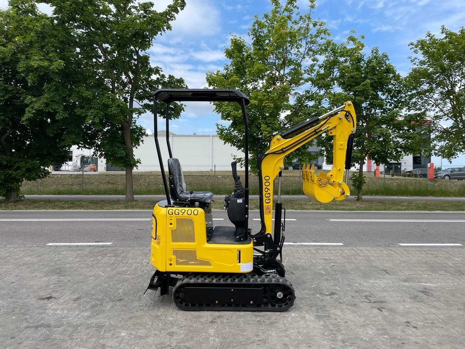 Nowa minikoparka Gunter Grossmann GG900. Silnik Kubota