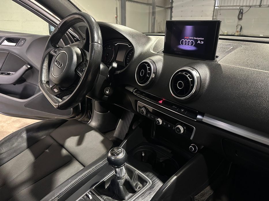 Audi A3  sportback 8v S-line 2.0tdi 150cv