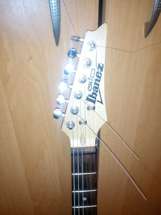 Электрогитара Ibanez