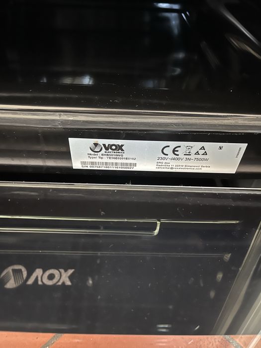 Fogão elétrico Vox - como novo. Comprado em Julho de 2025