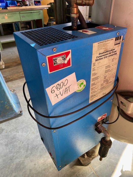 Kompresor Schneider z osuszaczem typ 590- 70 ST, 10 bar