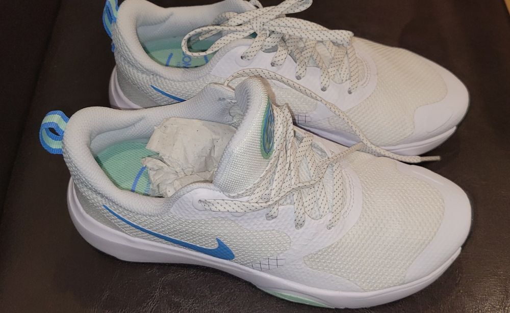 Nike obuwie sportowe 36.5