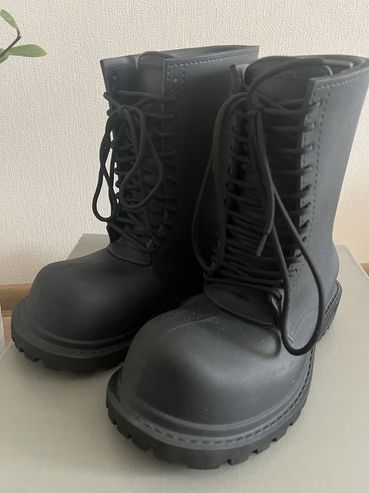 balenciaga steroid boots