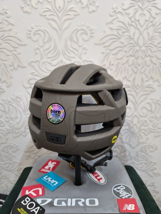 Kask rowerowy Bern FL 1 XC MIPS boa S