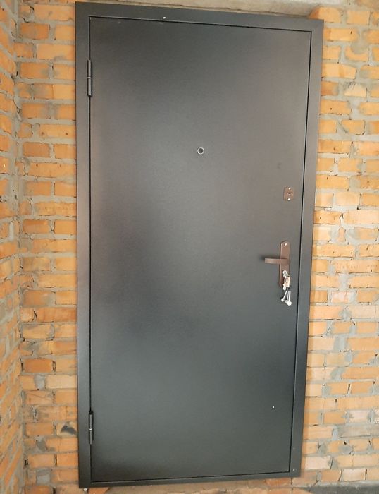 Продам 1 кім. квартиру 52,2 кв. м. на Таращанському масиві.