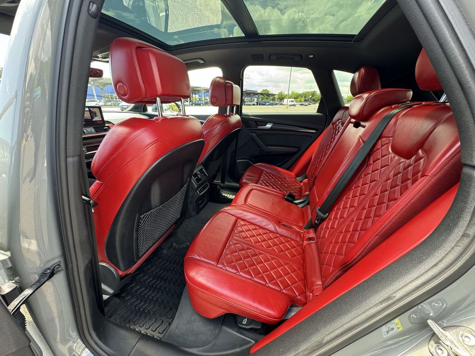 Продам Audi sq 5 2020 пробег 84 тыс км не бита не крашена 3.0 бензин
