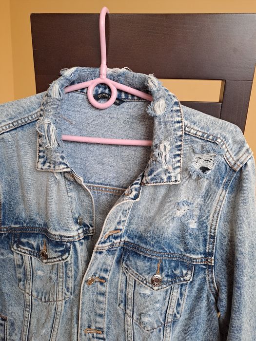 Katana jeansowa z dziurami