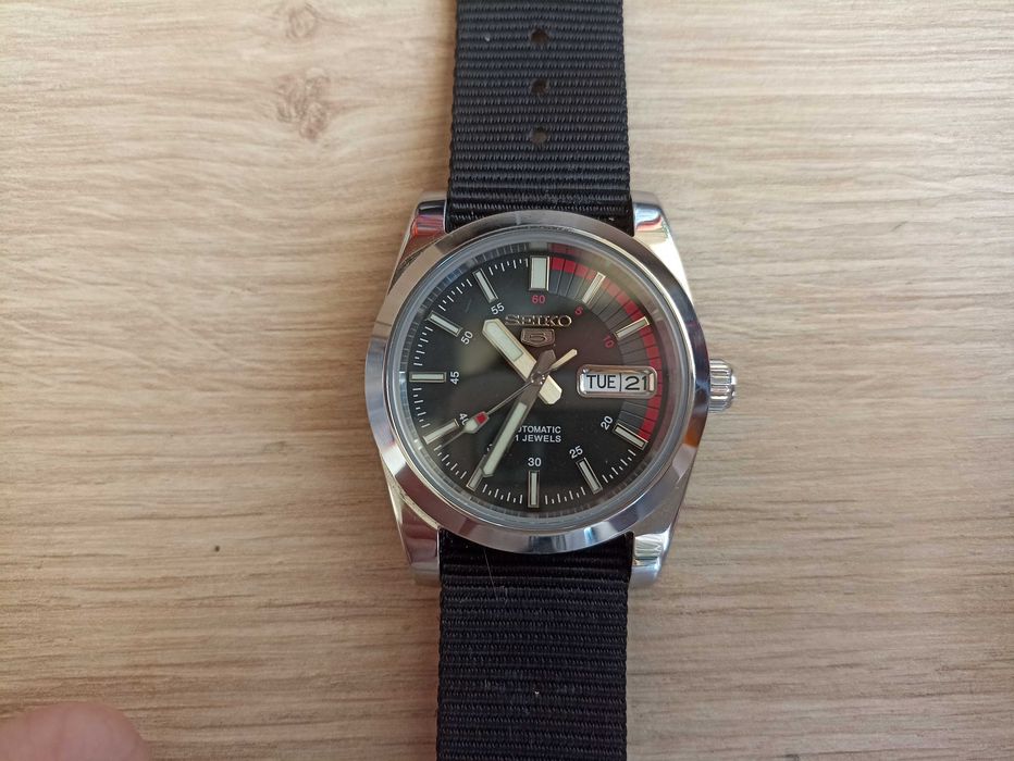 Кастомний механічний годинник (Seiko 5 mod), механізм NH36, сталь