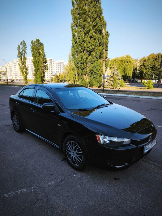Mitsubishi Lancer 10