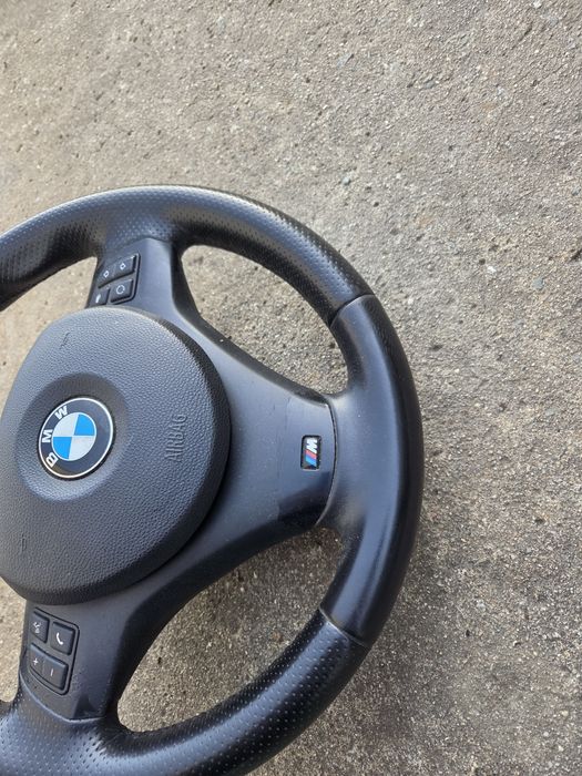 Volante pack M bmw E90 E91 E87 E81 E82