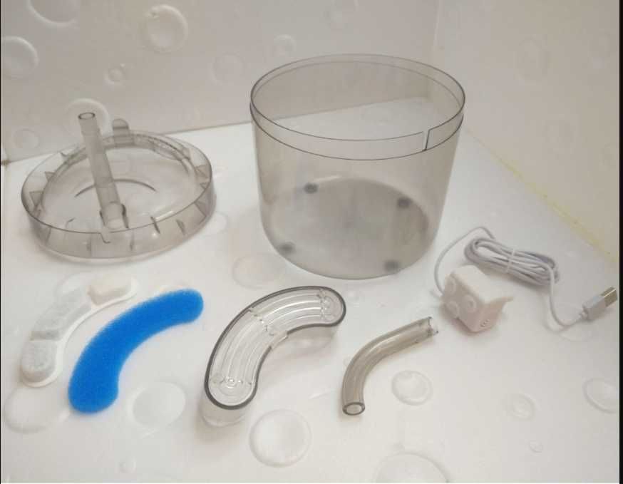 Автоматический фонтан-поилка для котов и собак