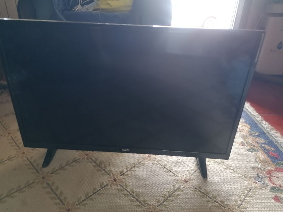 TV Kunft para peças/reparar – Ecrã IMPECÁVEL (Não está partido), apenas não dá imagem