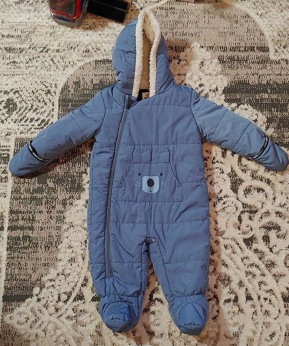 Kombinezon niemowlęcy