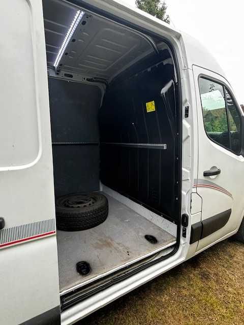 Bus dostawczy na wynajem RENAULT MASTER L2H2