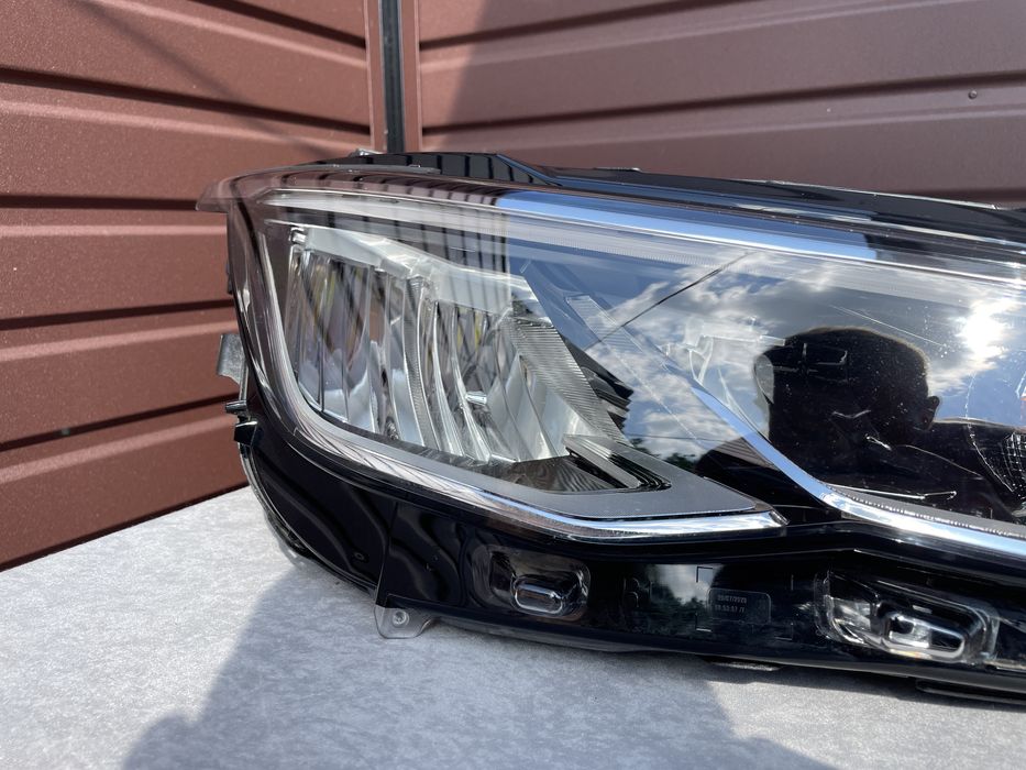 Фара LED Volkswagen Golf 8 VIII правая 2019-2021 г.в (оригинал)