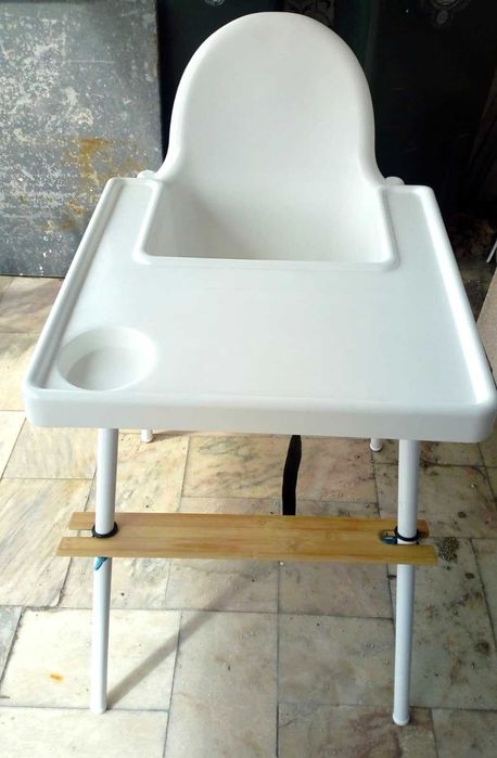 Objectos para bebe, cadeiras de refeição e auto transporte e carrinho de bebe,