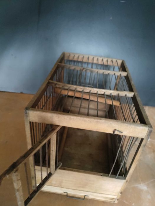 drewniane stare klatki  - 2 sztuki