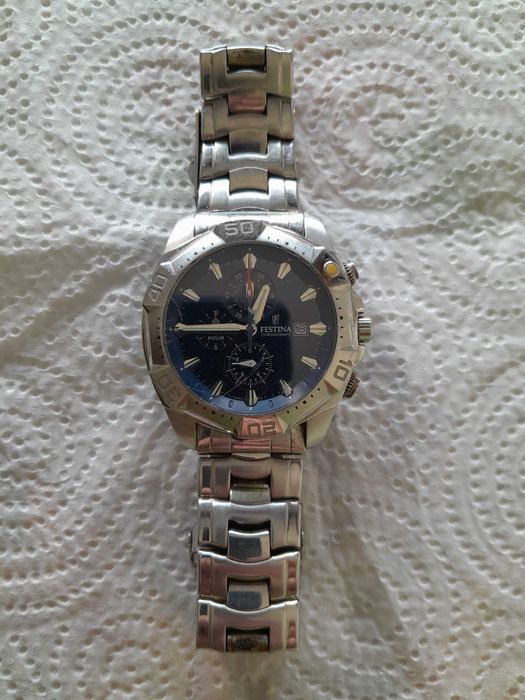 Relógio festina como novo