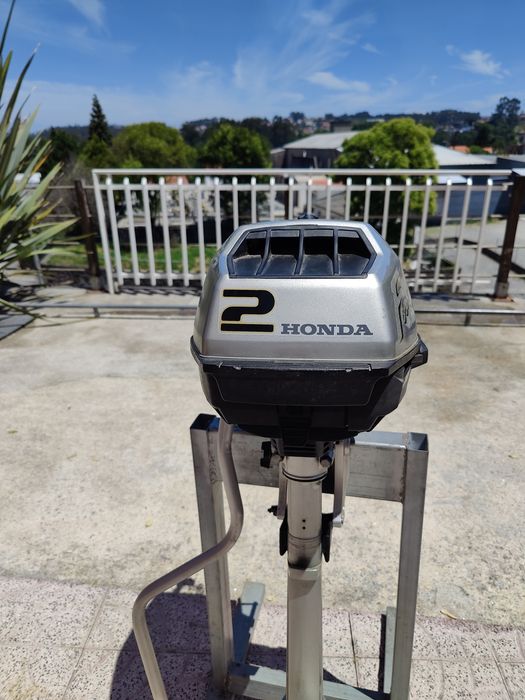 Motor HONDA 2cv para barco