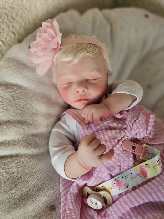 Bebé Reborn original albina para colecionador com certificado boneca