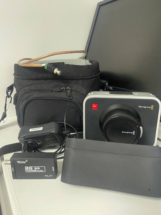 Відеокамера Blackmagic Cinema Camera EF