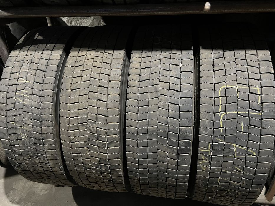 Комплект шин Michelin 315 80 22.5