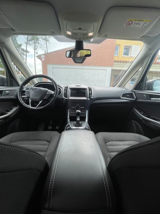 Ford Galaxy 2016