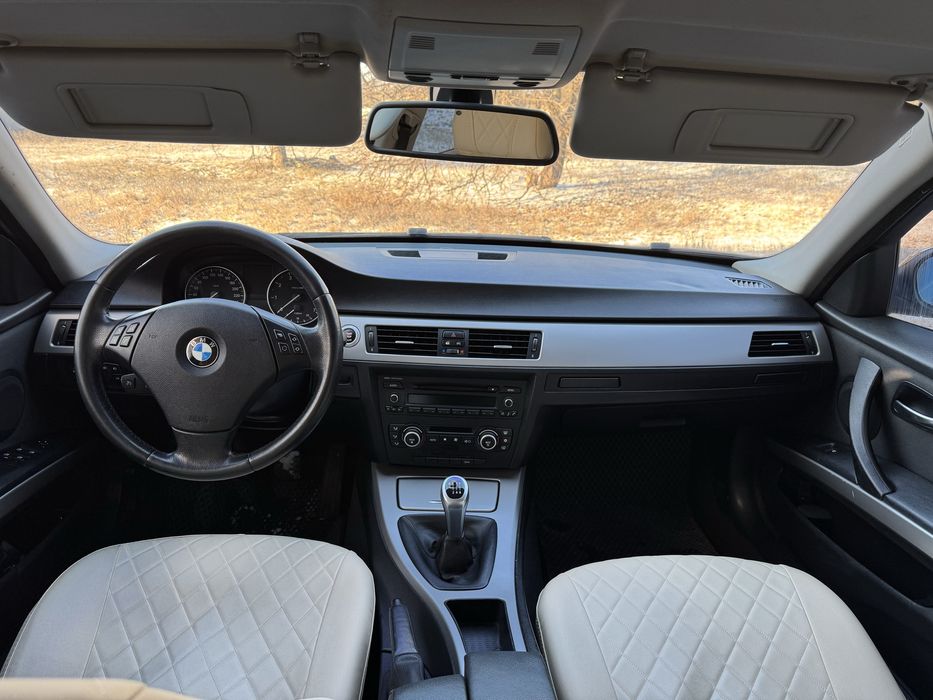 BMW 3 Series 2009