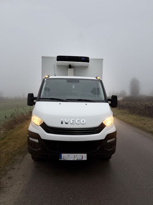 Iveco 50C18 – Chłodnia z windą UDT (2017)