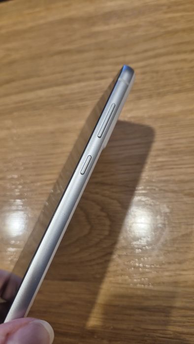 Samsung S21 FE 8G/ 256 GB Biały