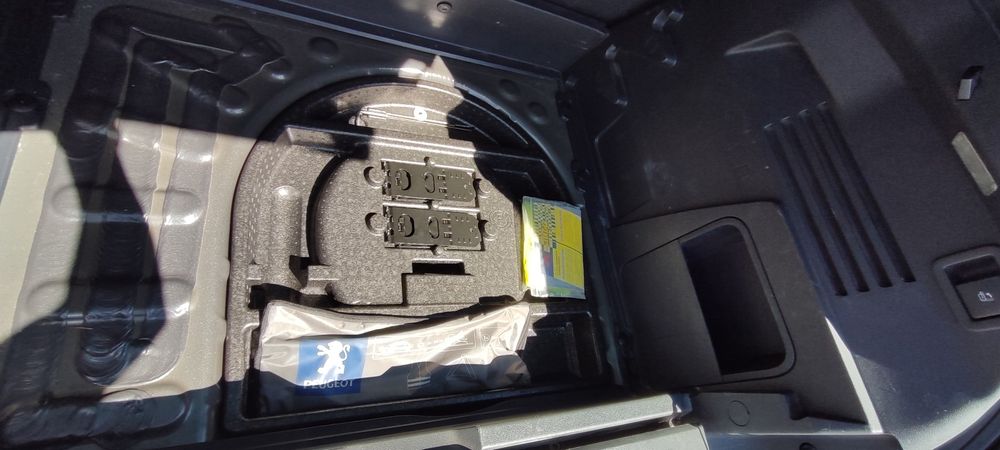 Peugeot 3008 1.6 HDi — 2010 | Teto Panorâmico | Pele